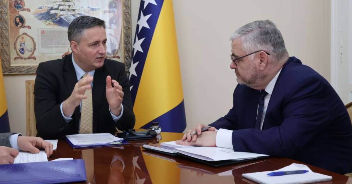 Bećirović traži od supervizora da suspenduje odluke Vlade RS u Brčko Distriktu