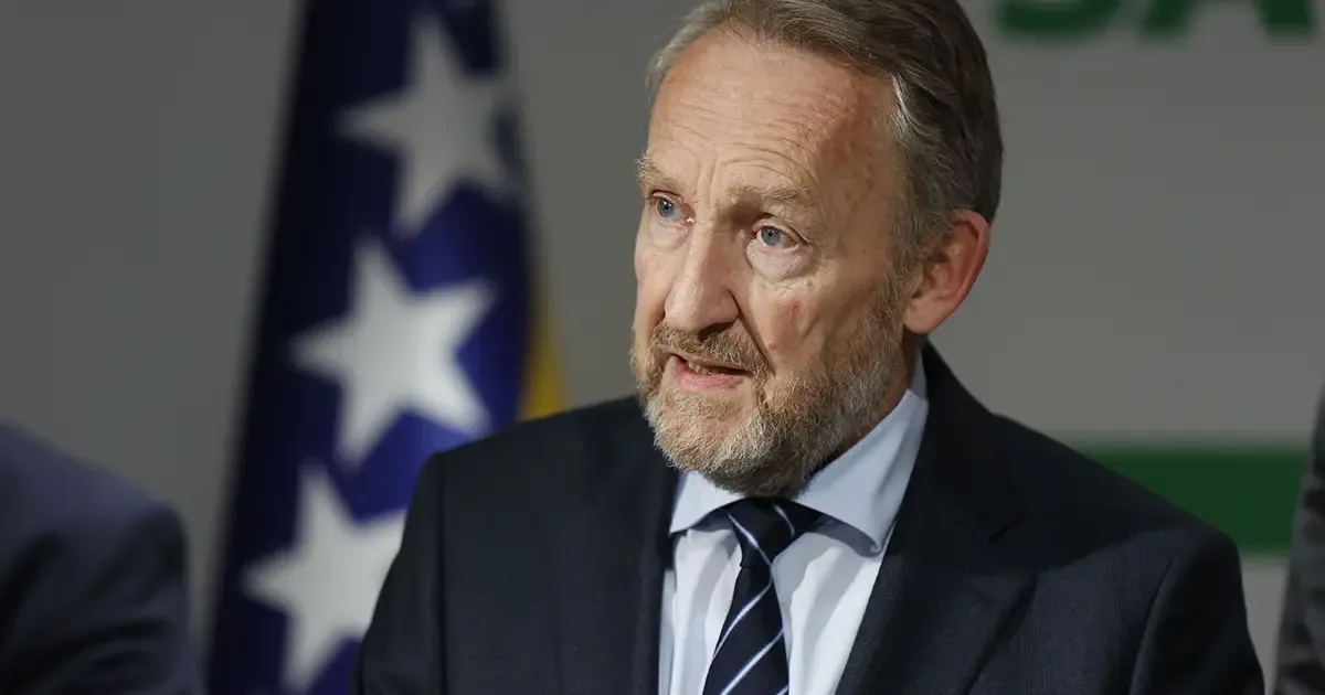 Oglasio se Bakir Izetbegović i odgovorio na Murphyjeve optužbe