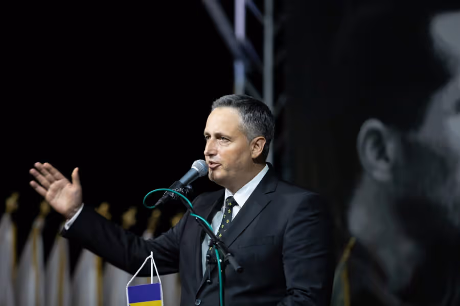 Bećirović šalje poruku iz Londona: Ubrzati put BiH u NATO, ne smijemo potcijeniti maligni utjecaj Rusije i separatiste u RS