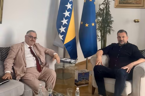 Konaković i Louis J