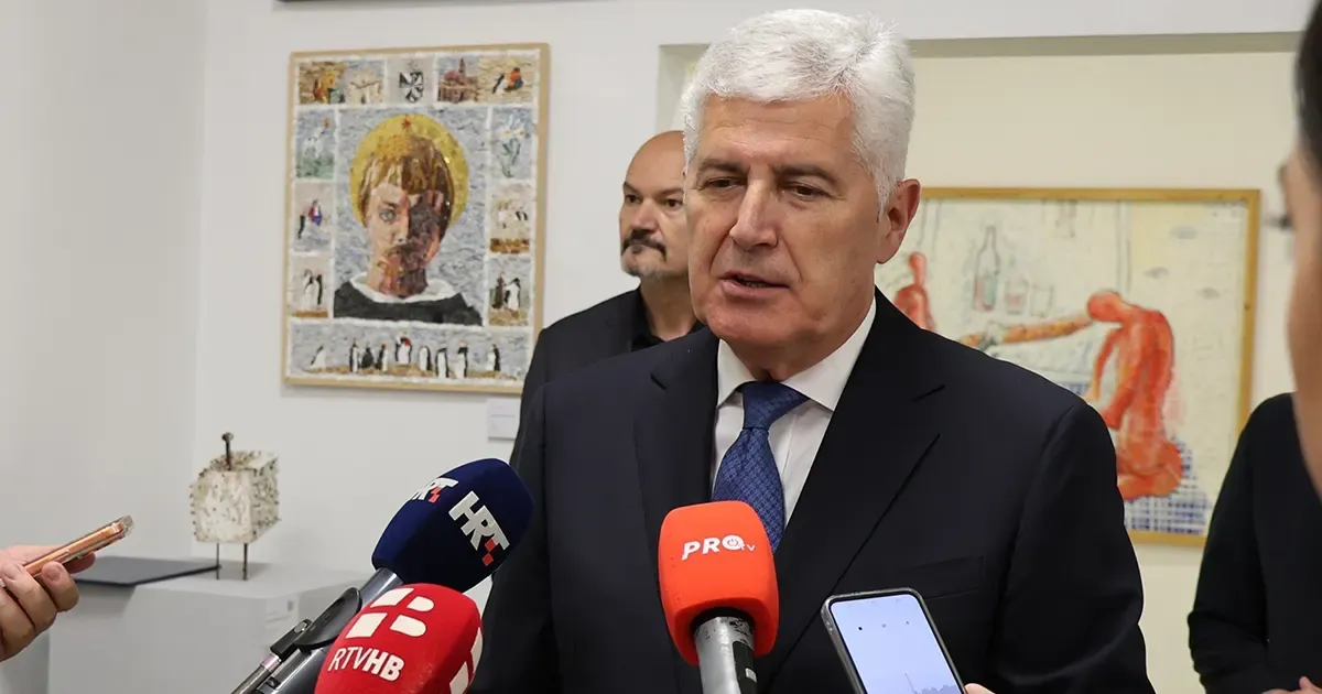 Predstavljena knjiga Dragana Čovića