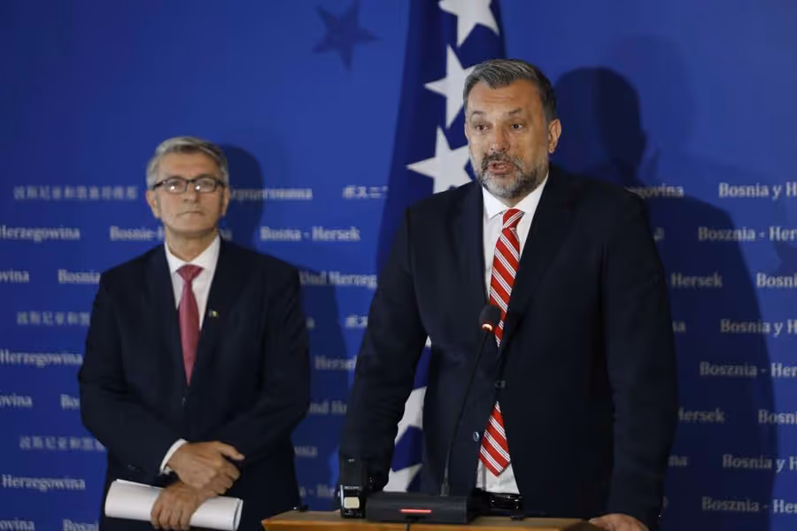"Pritisci susjeda i zloupotreba konstitutivnosti": Konaković i Mehmedović poslali oštre poruke o zastupljenosti u institucijama BiH