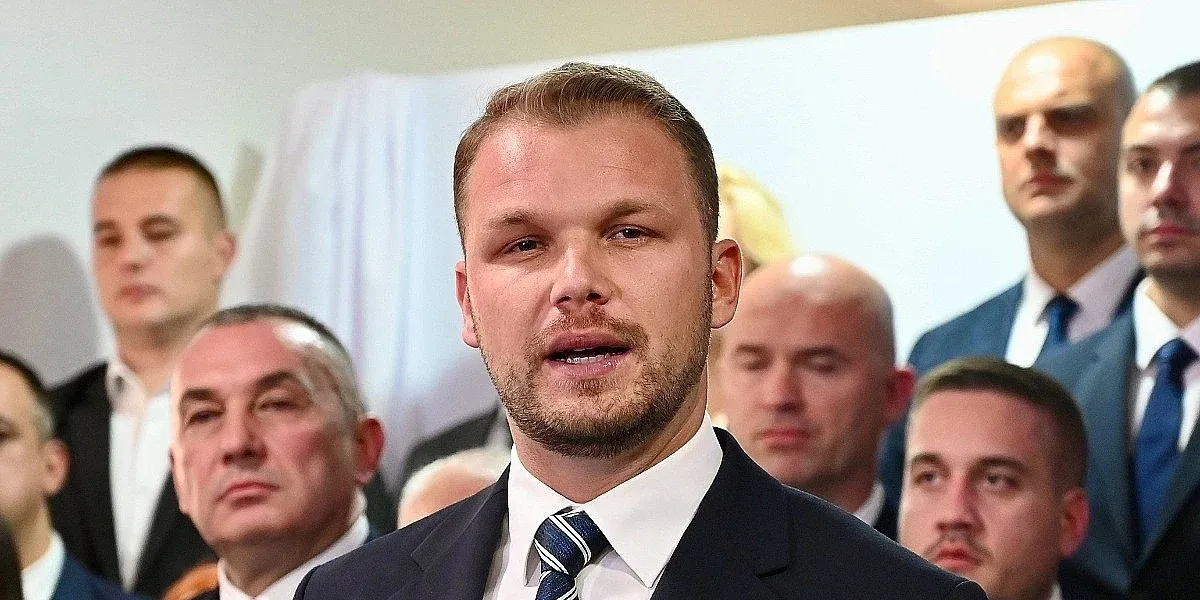 Draško Stanivuković veličao Ratka Mladića: Njegovo ime i djelo će nastaviti da žive
