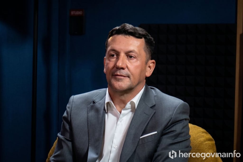 VIDEO Lučić u novom videu objasnio zašto mu je sporan Čović