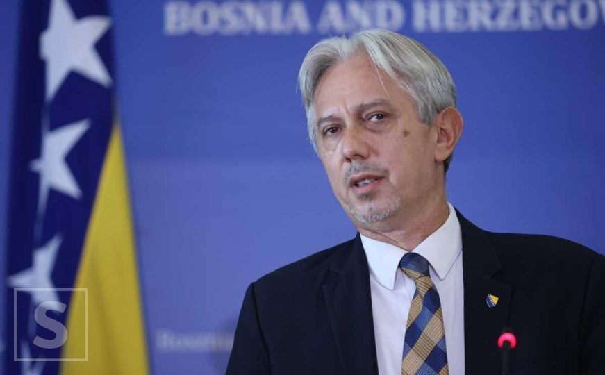 Slaven Kovačević: Probosanske političke opcije moraju deblokirati državne institucije.