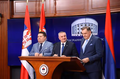 Novi premijer Republike Srpske biće neustavan ako ga predlaže Milorad Dodik