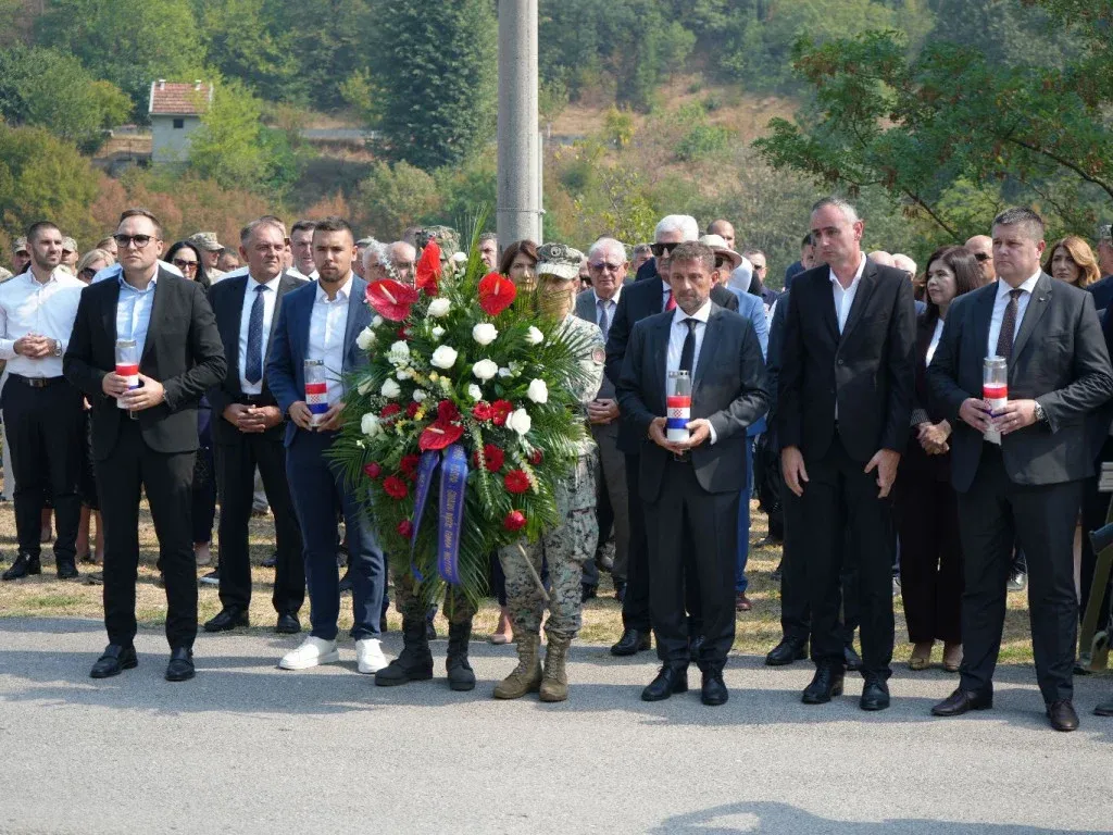Grabovica: Kordić i Rahimić zajedno odali počast 33 ubijena civila