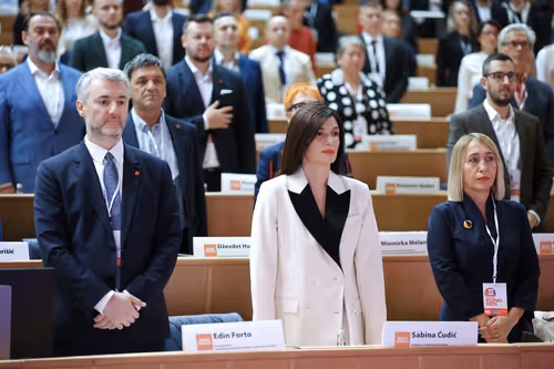 Sabina Ćudić je prva žena na čelu Naše stranke od njenog osnivanja