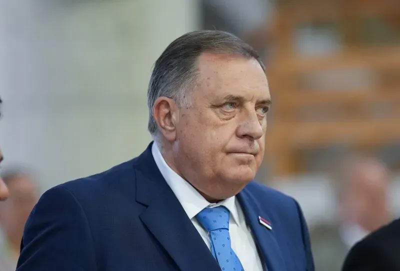 Dodiku zasmetao Komšićevev prijedlog za probosanske stranke: On je sinonim unitarizaciji, SNSD i HDZ mu pružaju otpor