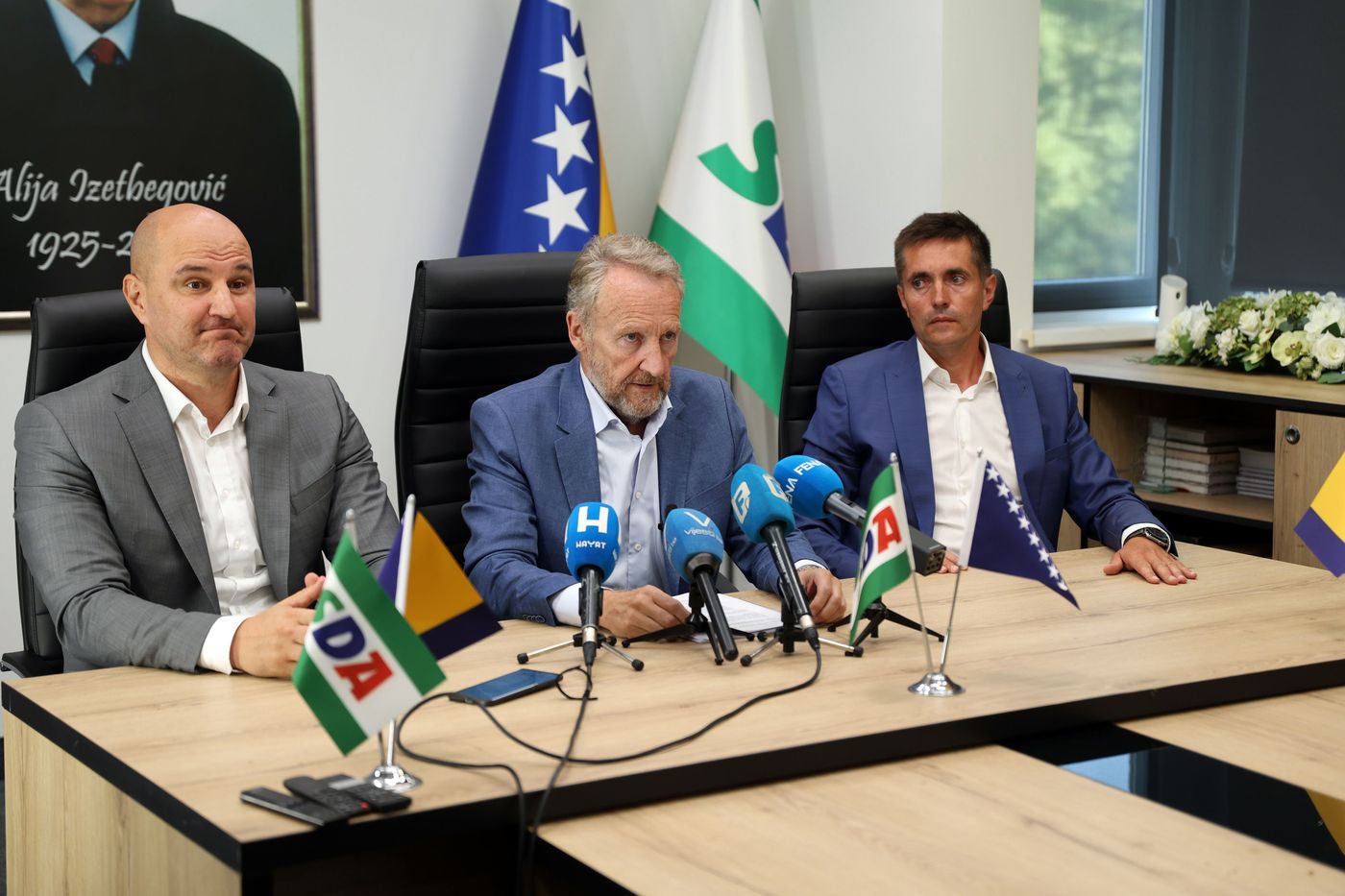 Izetbegović: Izgubljen razvojni zamah BiH, svjedočimo potonuću (VIDEO)