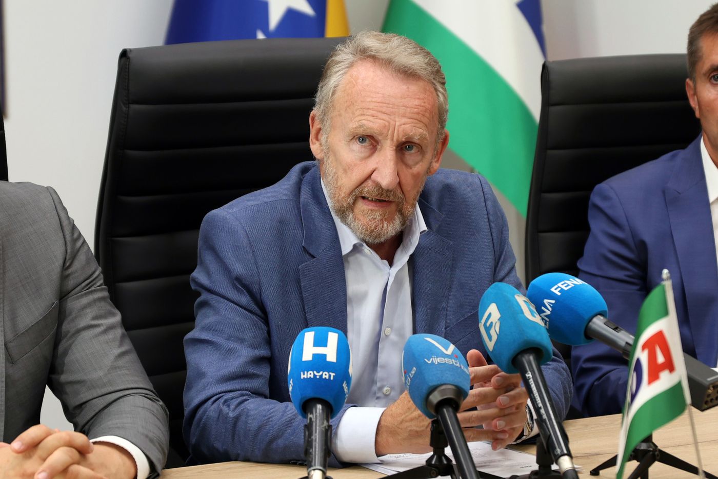 Izetbegović: Dosljednom primjenom zakona suzbiti veličanje zločinaca i zaštititi povratnike (VIDEO)