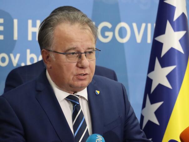 Uživo: Pratite obraćanje Nermina Nikšića