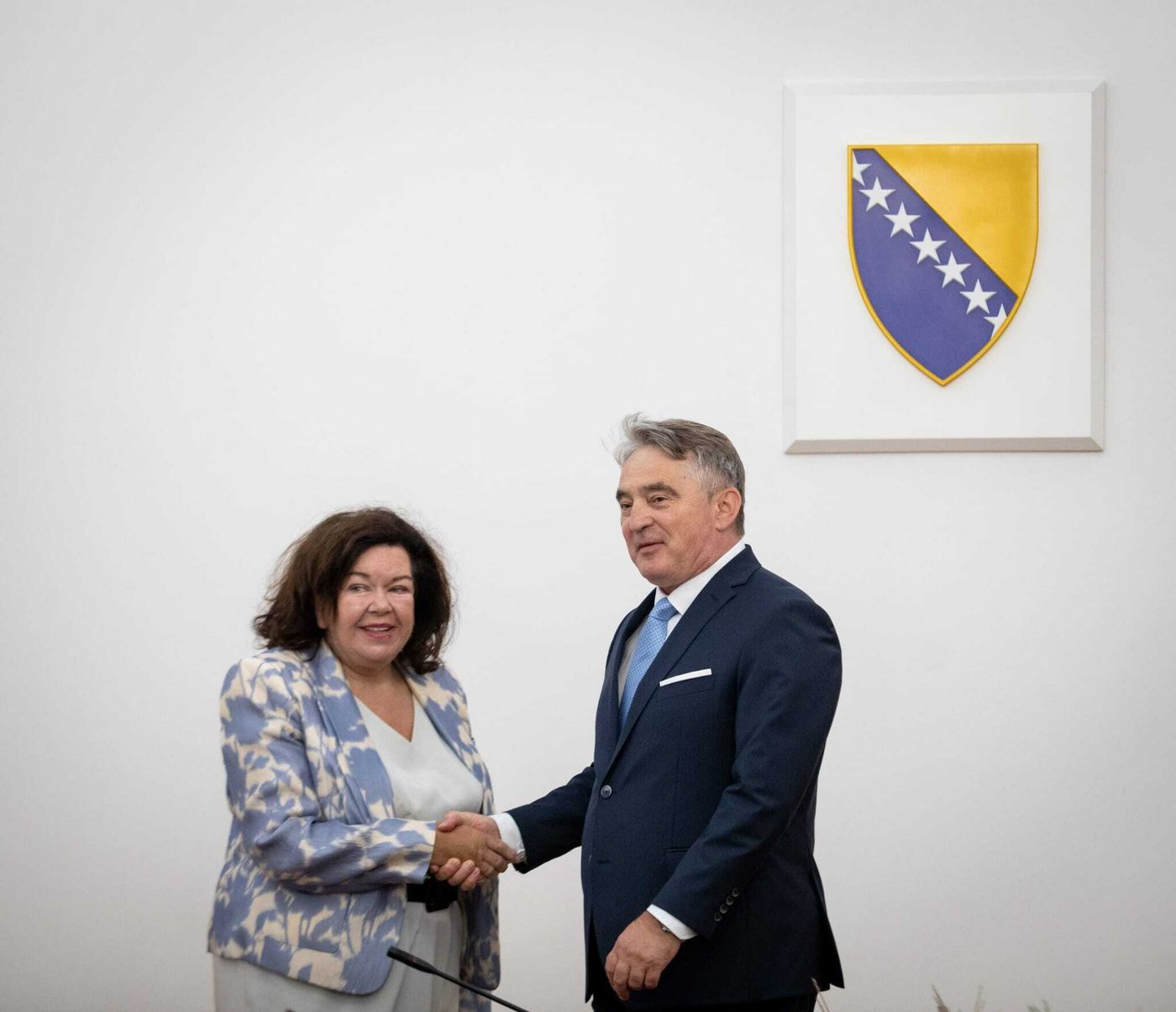 Komšić i Pierce razgovarali o nastavku podrške UK reformskim procesima u BiH