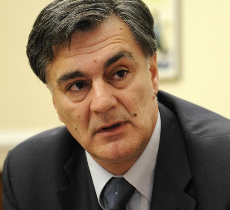 Predsjednik RS Karan i ministar policije Budimir odali počast krvniku Mladiću, sjedili u prvom redu uz njegovu porodicu