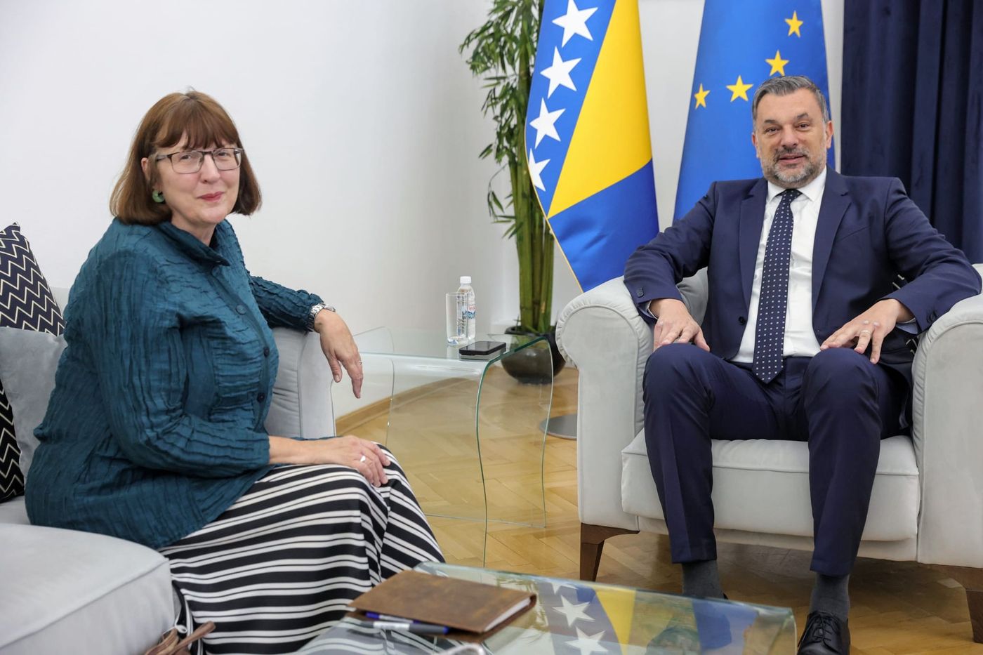 Konaković primio u nastupnu posjetu ambasadoricu UK Velike Britanije i Sjeverne Irske Dawn McKen