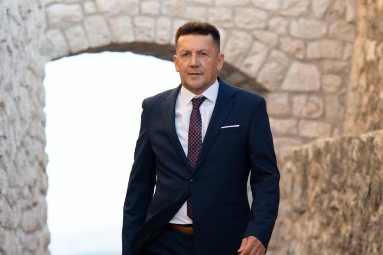 ZDENKO LUČIĆ ZA VEČERNJI LIST: BiH vidim kao modernu europsku federaciju u kojoj će postojati istinska ravnopravnost triju konstitutivnih naroda