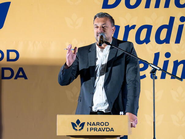 Konaković: Svaka čast partnerima, ali NiP je iznio najveći teret promjena u Kantonu Sarajevo