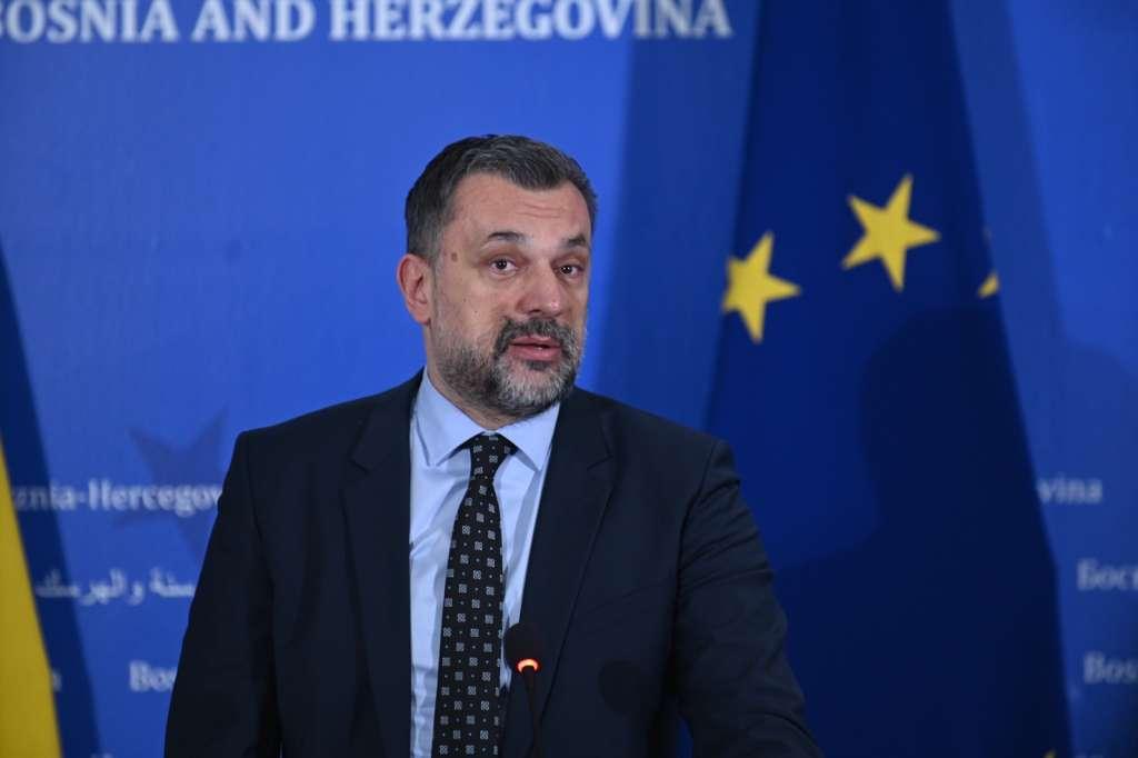 Konaković nije odobrio prelet zrakoplova s premijerom Macutom u Banja Luku