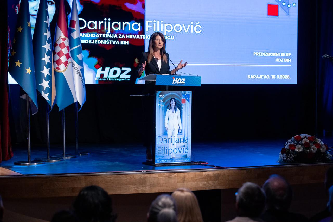 FOTO/ Darijana Filipović iz Sarajeva poslala jasnu poruku: „Ravnopravnost mora postati standard“
