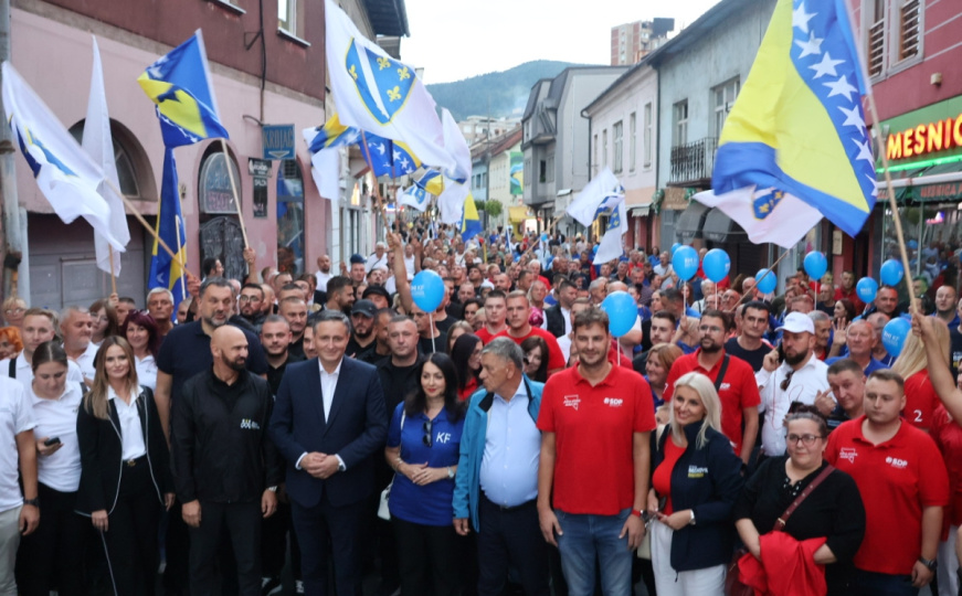 Bećirović u Zenici: "Želimo sigurnu, razvijenu i europsku BiH u kojoj ljudi mogu vidjeti budućnost"