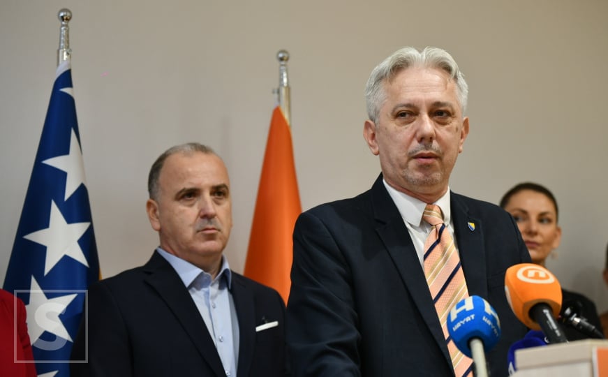 Slaven Kovačević odgovorio na optužbe udruga HVO-a: "Učite se demokraciji ili šutite bojovnici".