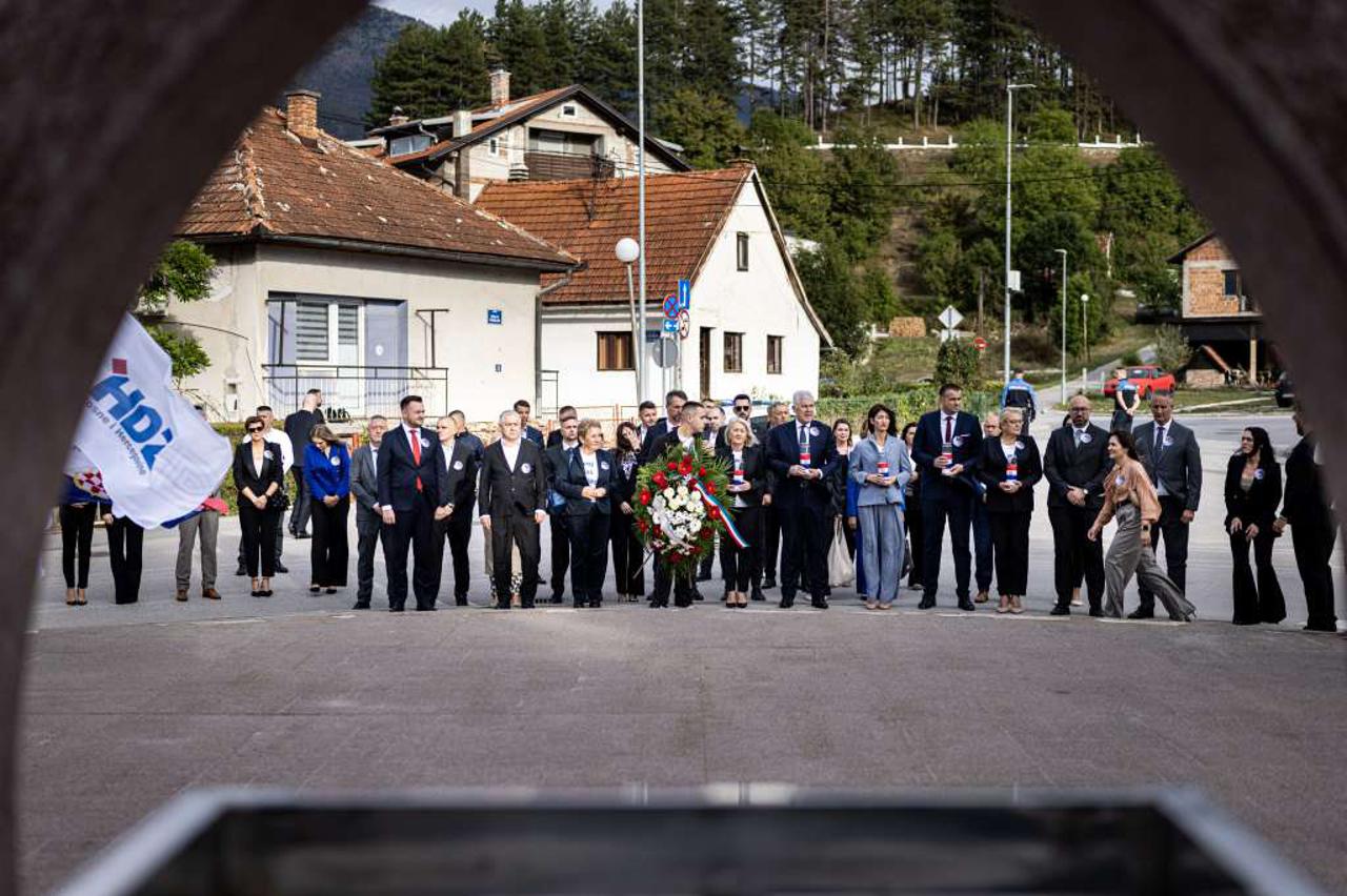 FILIPOVIĆ IZ USKOPLJA: "Hrvatski glas mora vrijediti jednako, osigurajmo budućnost novim generacijama"