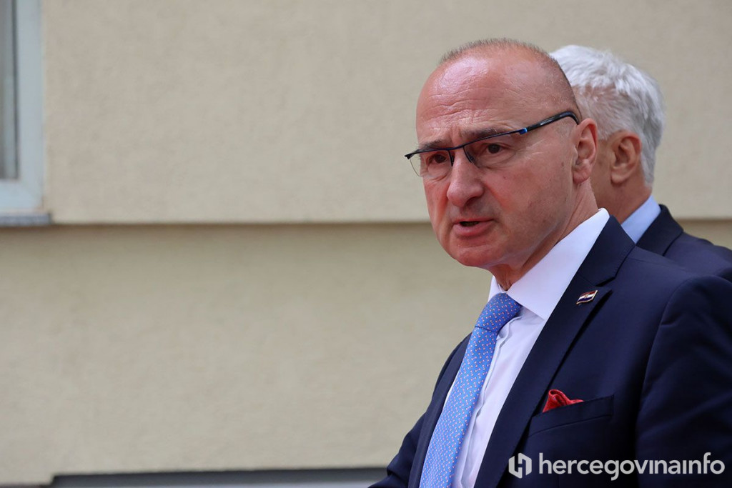 Grlić Radman: 'Formiranje hrvatske izborne jedinice neće dovesti do raspada BiH, Slaven Kovačević ugrožava mir'