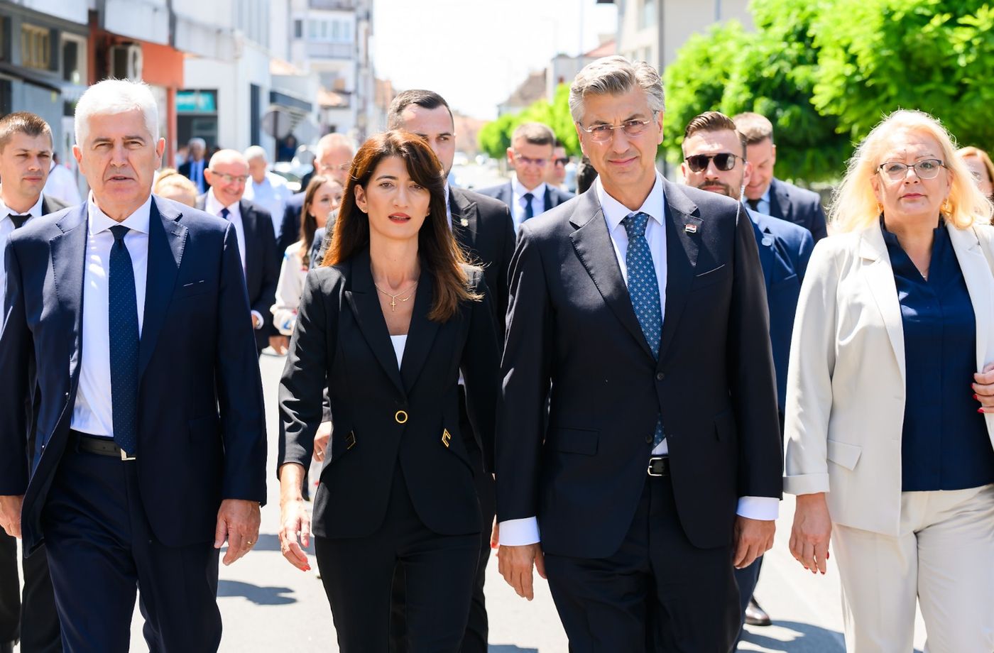 Plenković i Filipović iz Orašja: Novih 276 ugovora i 6,95 milijuna eura potpore RH za projekte Hrvata u BiH