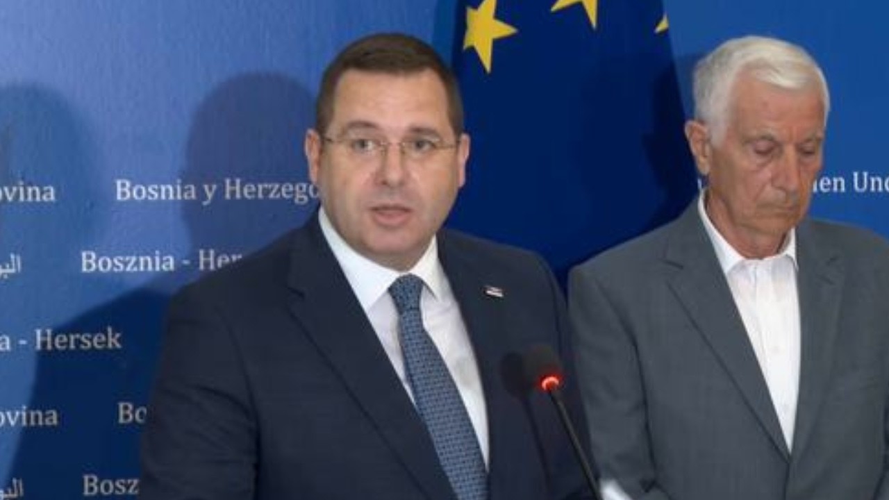 Nović i Kovačević: Sjedište Apelacionog odjeljenja u Banjoj Luci i VSTV-a u Istočnom Sarajevu!