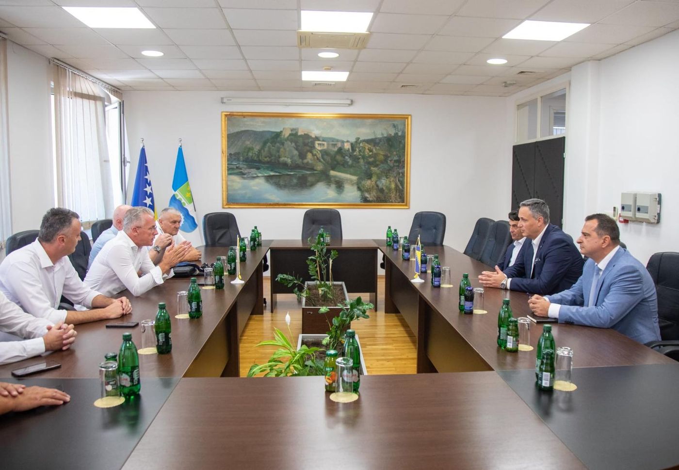 Bećirović in Bosanska Krupa: Stronger cooperation needed on development projects