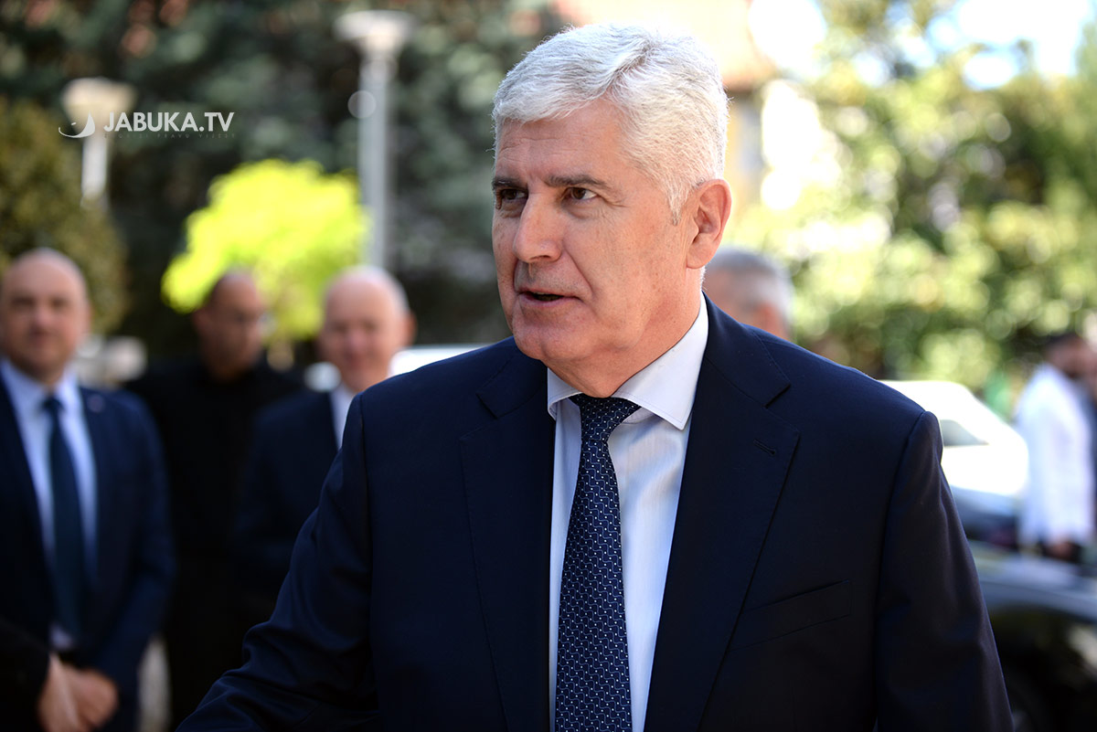 Čović angažirao američke lobiste za 30.000 dolara mjesečno: Evo što HDZ BiH želi postići