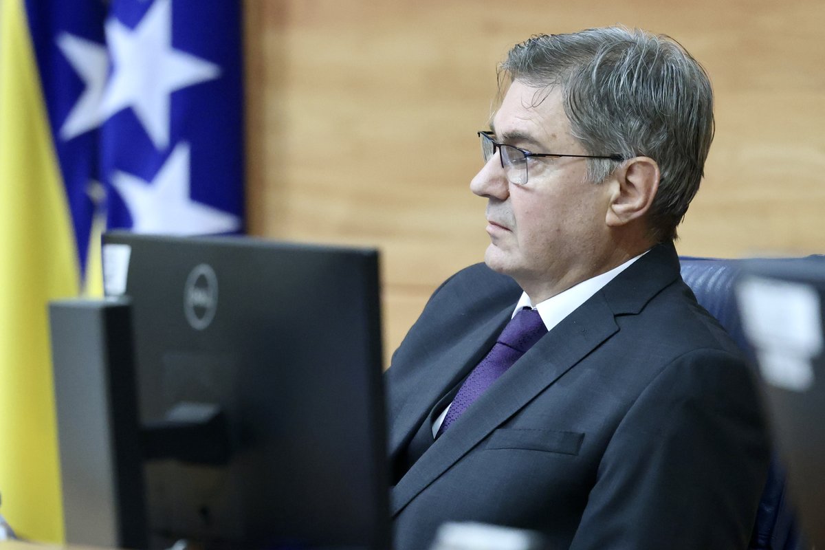 Zvizdić traži pokretanje procedure pregovora s Rusijom radi vraćanja u posjed Povelje Kulina bana