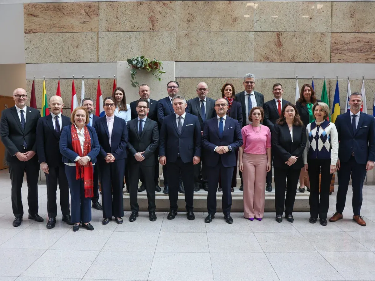 Komšić razgovarao s ambasadorima država članica EU akreditovanih u BiH