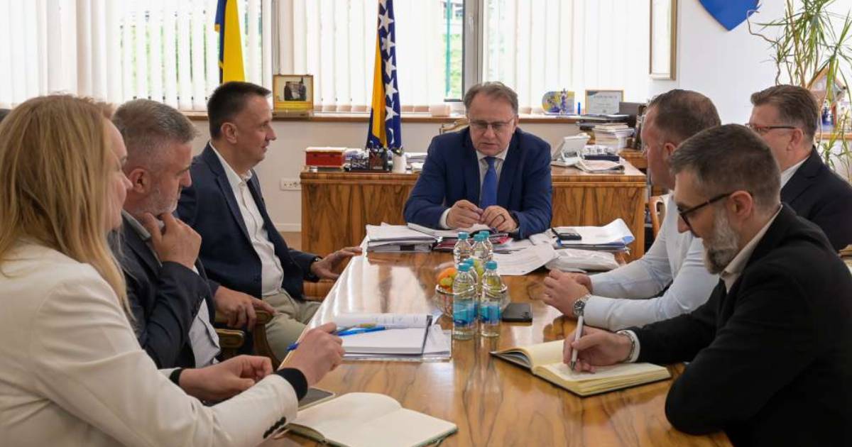 Nikšić: Naredne sedmice Parlament FBiH razmatra zakon za spas Željezare Zenica