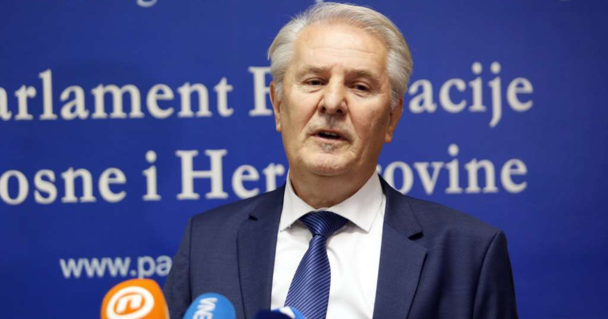 Refik Lendo komentarisao Schmidtovu odluku, kaže da je bezobrazna