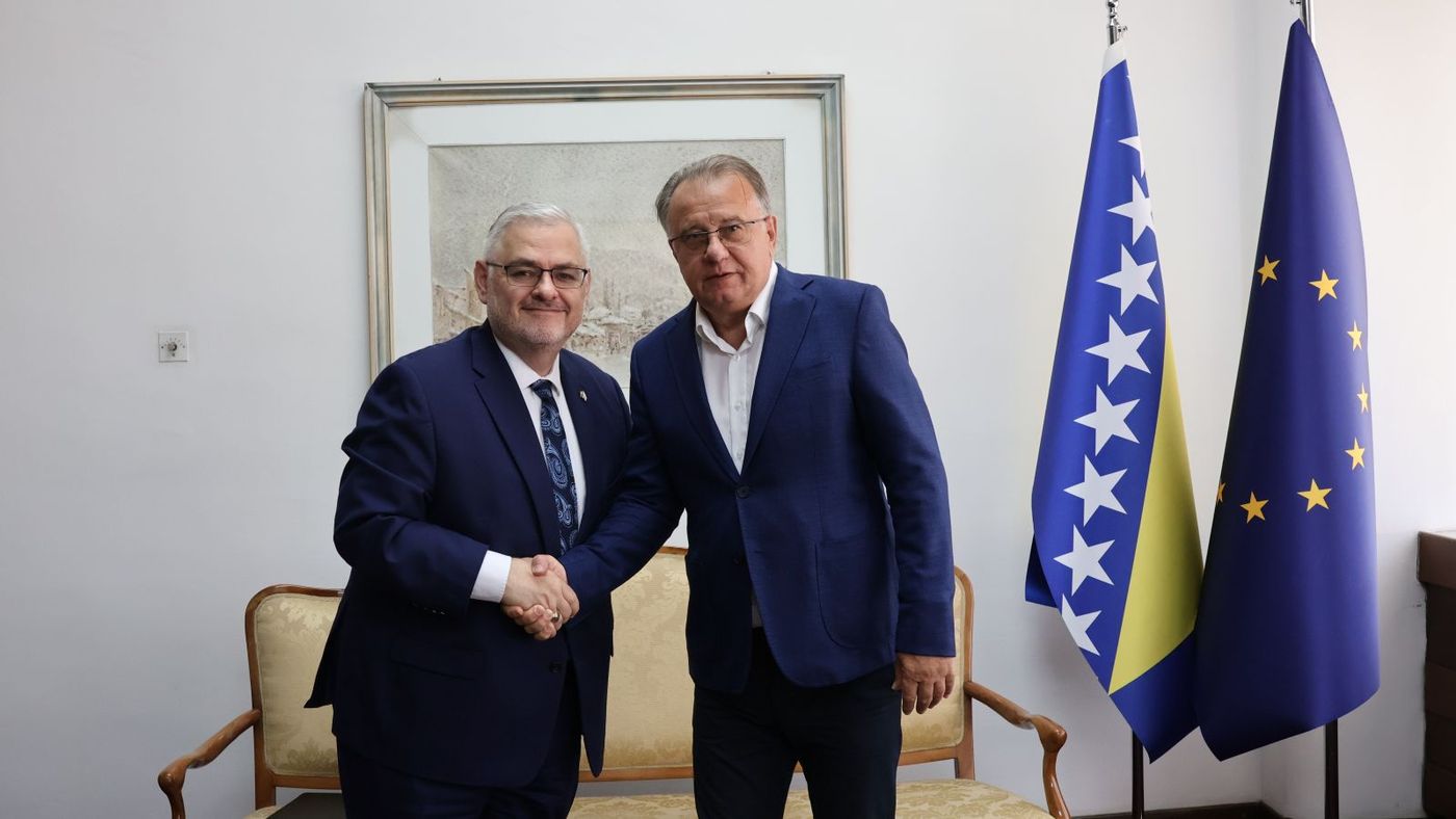 Nikšić and Crishock: Open issues in BiH should be resolved through dialogue